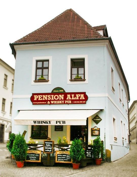 Pension Alfa & Whisky Pub طابور المظهر الخارجي الصورة